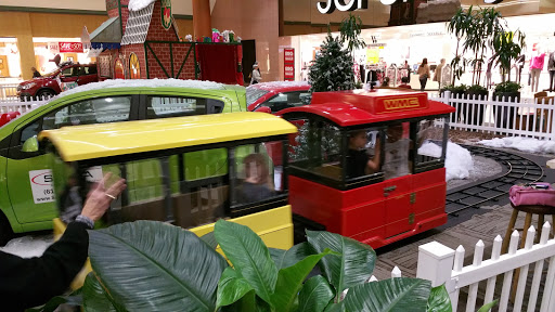 Shopping Mall «Rivergate Mall», reviews and photos, 1000 Rivergate Pkwy #1, Goodlettsville, TN 37072, USA