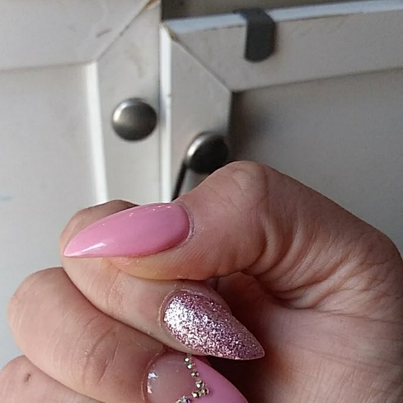 T&V Nails