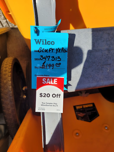 Animal Feed Store «Wilco Farm Store», reviews and photos, 734 McClaine St, Silverton, OR 97381, USA