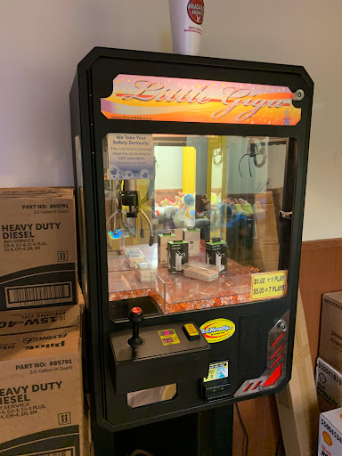 Gas Station «Flying J», reviews and photos, 520 S State Rd 39, Lebanon, IN 46052, USA