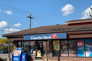 Couche-Tard image