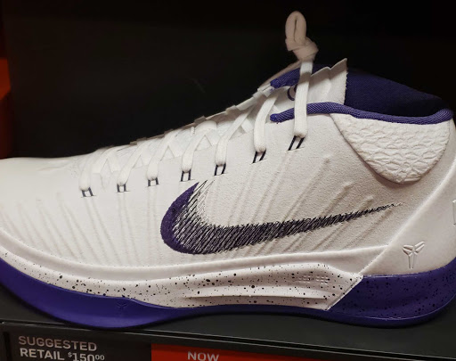 Sporting Goods Store «Nike Factory Store», reviews and photos, 8510 S Cottage Grove Ave, Chicago, IL 60619, USA