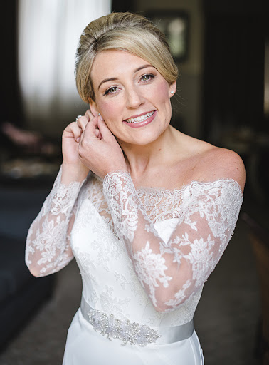 Niki Lawrence - Professional Make-up Artist - BA (Hons) - Bridal & Wedding