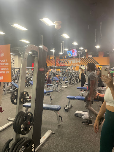 Health Club «Crunch - Carrollwood», reviews and photos, 15798 N Dale Mabry Hwy, Tampa, FL 33618, USA