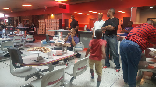 Bowling Alley «Brunswick Zone Desert Sky Lanes», reviews and photos, 7241 W Indian School Rd, Phoenix, AZ 85033, USA