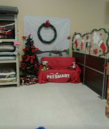 Pet Supply Store «PetSmart», reviews and photos, 3780 Riverchase Village #300, Hoover, AL 35244, USA