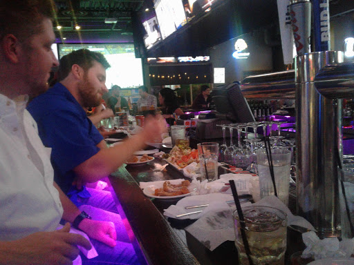 Sports Bar «Chasers Sports Bar & Grill - Pizza - Catering - Delivery - Slots», reviews and photos, 830 S Rand Rd, Lake Zurich, IL 60047, USA