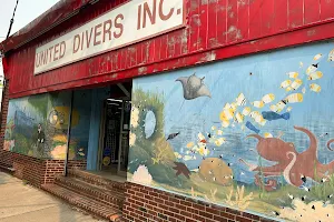 United Divers Inc image