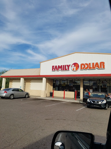 Dollar Store «FAMILY DOLLAR», reviews and photos, 725 N Dysart Rd, Avondale, AZ 85323, USA