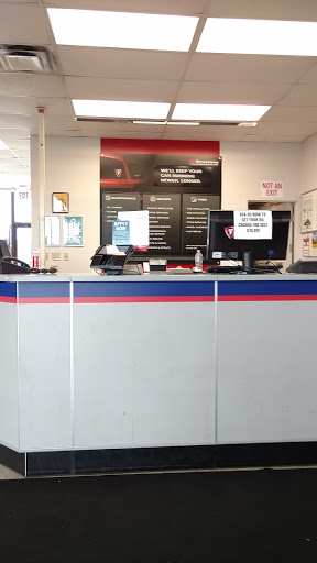 Tire Shop «Firestone Complete Auto Care», reviews and photos, 4750 16th St, Moline, IL 61265, USA
