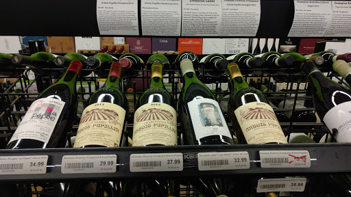 Wine Store «Vin Chicago», reviews and photos, 1826 N Elston Ave, Chicago, IL 60642, USA