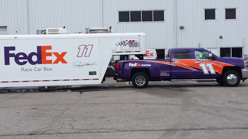 Shipping and Mailing Service «FedEx Ship Center», reviews and photos, 2800 Earhart Ct, Hebron, KY 41048, USA