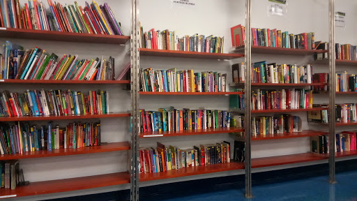 Thrift Store «Goodwill Greenacres/Woodbridge Store & Donation Center», reviews and photos, 6601 Forest Hill Blvd, Greenacres, FL 33413, USA