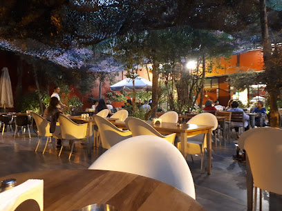 Café Hamra - VFWH+FQC, الحمراء, Lebanon