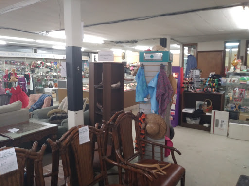 Thrift Store «Trinity Mission Thrift Shop», reviews and photos, 1224 Union St, Lafayette, IN 47904, USA