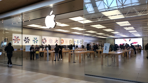 Computer Store «Apple Christiana Mall», reviews and photos, 125 Stanton Christiana Rd, Newark, DE 19702, USA