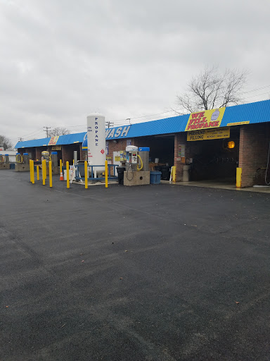 Car Wash «Dr Huggs Car Wash», reviews and photos, 2376 Sheridan Dr, Tonawanda, NY 14150, USA