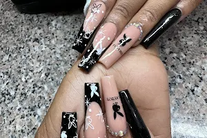 V Nails and Spa image