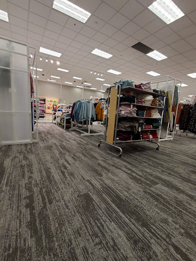 Department Store «Target», reviews and photos, 1400 E Lake Cook Rd, Wheeling, IL 60090, USA