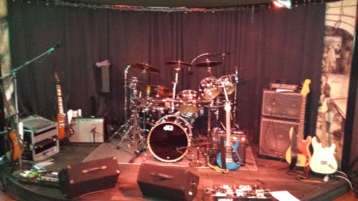 Bar & Grill «C I Bar & Grill», reviews and photos, 18786 SW Boones Ferry Rd, Tualatin, OR 97062, USA