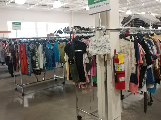 Thrift Store «Goodwill», reviews and photos