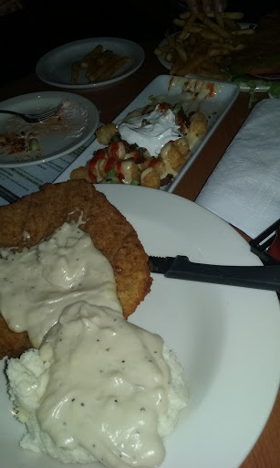 Sports Bar «Brass Rail Sports Bar, Restaurant & Pool Hall», reviews and photos, 4940 NE 81st St, Kansas City, MO 64119, USA