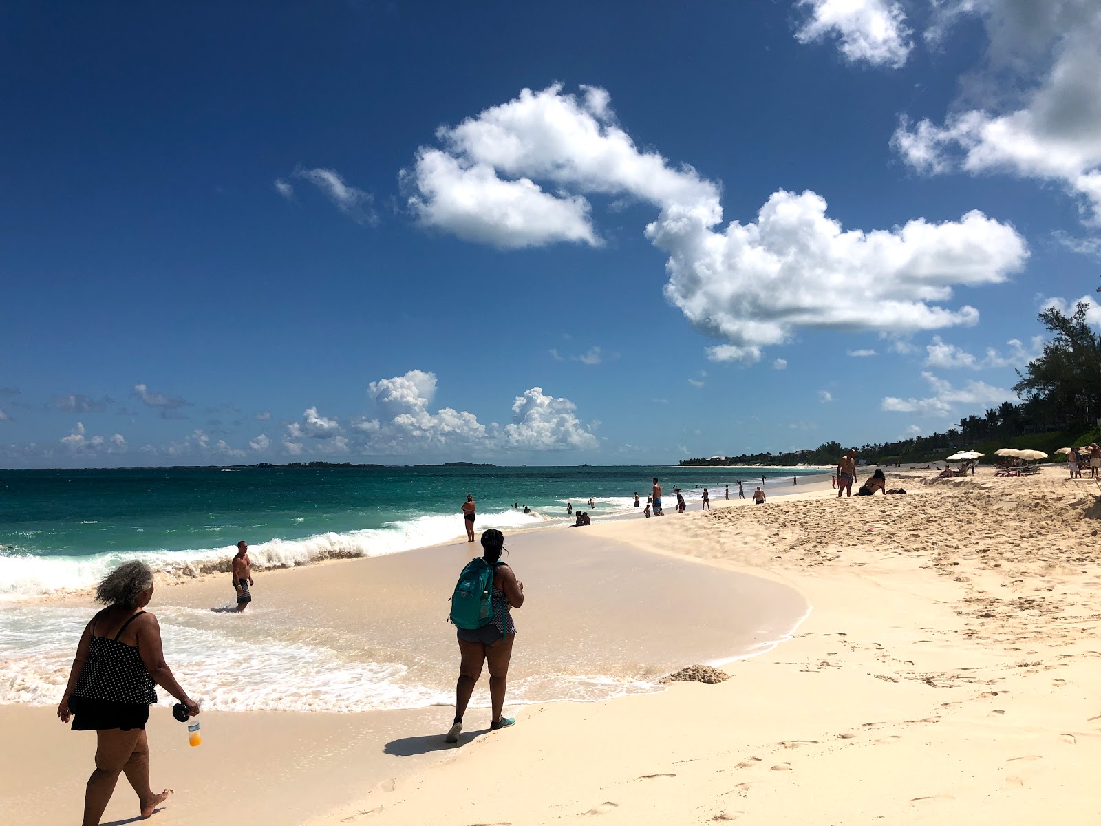 Photo of Paradise beach and the settlement