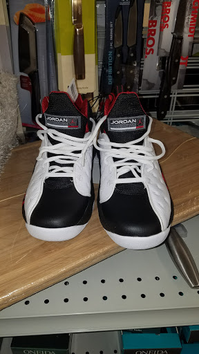 Clothing Store «Burlington Coat Factory», reviews and photos, 2035 S Robert St, West St Paul, MN 55118, USA