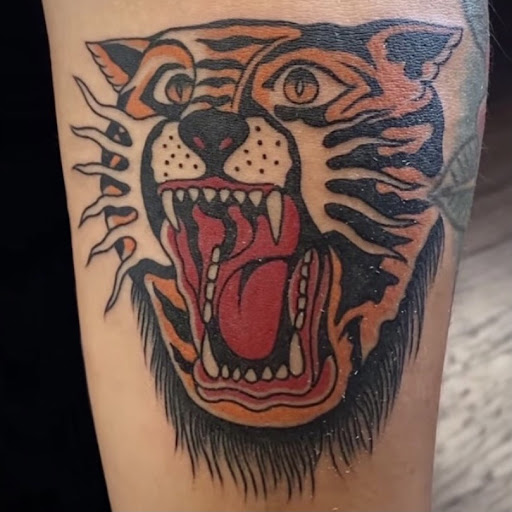 Tattoo Shop «Electric Hand Tattoo», reviews and photos, 913 Gallatin Ave, Nashville, TN 37206, USA