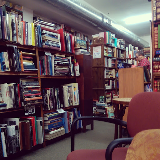 Book Store «The Book House», reviews and photos, 7352 Manchester Rd, Maplewood, MO 63143, USA