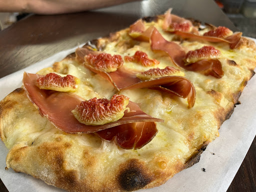 Fratelli Denari la casa de Pizza in Falerii, Provincia di Viterbo