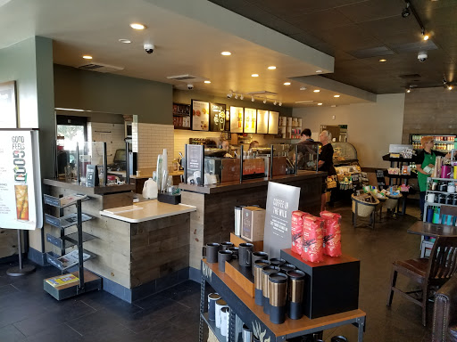 Starbucks, 120 E Robertson Blvd, Chowchilla, CA 93610, USA, 