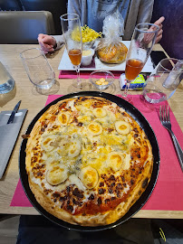 Pizza du Restaurant Les Ponts d'Ouve à Carentan-les-Marais - n°9