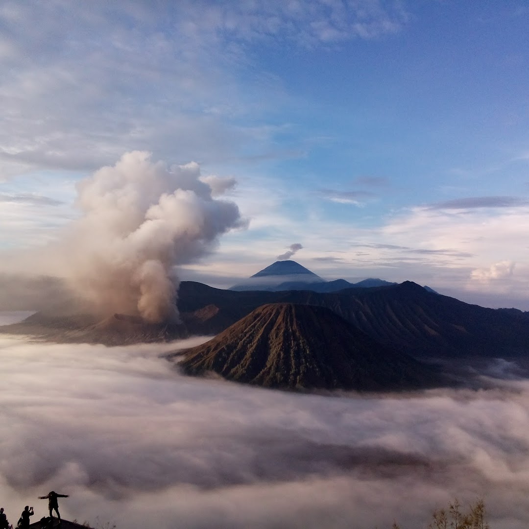 Bromo Travel And Rent Jeep Or Car