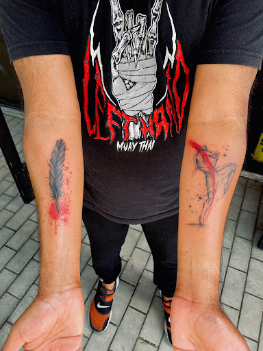 Tattoo Shop «The Honorable Society tatoo parlor and lounge», reviews and photos, 8424 Santa Monica Blvd # B, West Hollywood, CA 90069, USA