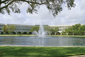 Everglades University image