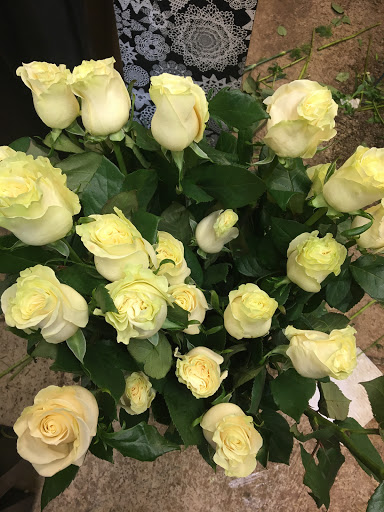 Florist «VIP Flowers», reviews and photos, 11050 SE Powell Blvd #377, Portland, OR 97266, USA