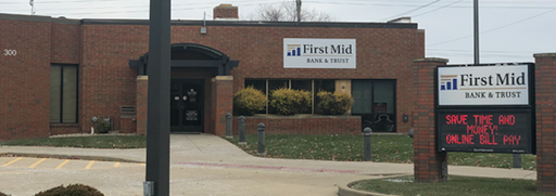 First Mid Bank & Trust Edwardsville St. Louis Street in Edwardsville, Illinois