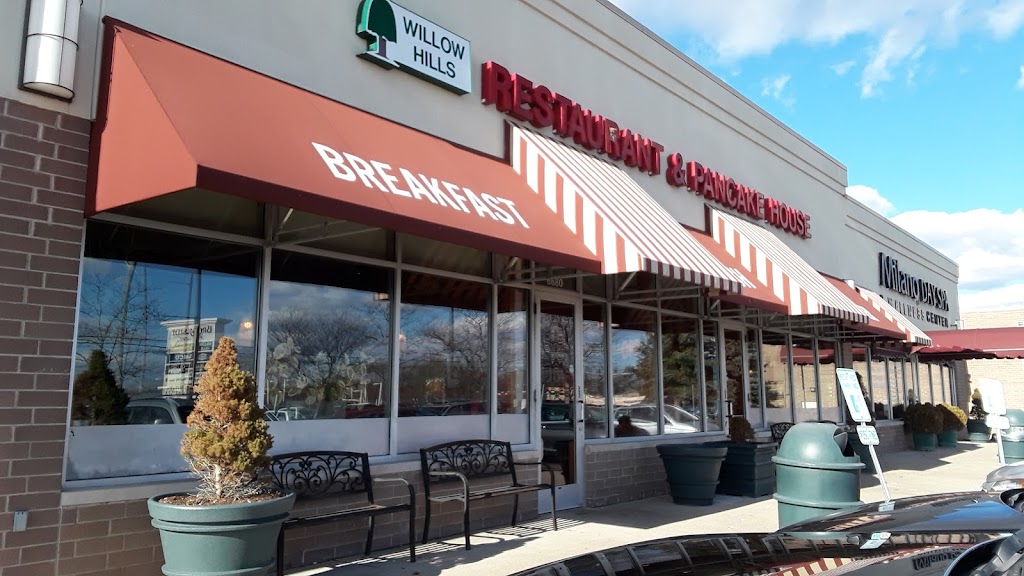 Willow Hills Restaurant 60525