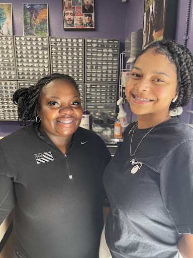 Tattoo Shop «Paramount Tattoo Studio», reviews and photos, 9921 SE Stark St, Portland, OR 97216, USA