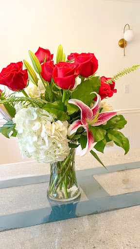 Florist «Flowers Of Marietta», reviews and photos, 1100 Johnson Ferry Rd #250B, Marietta, GA 30068, USA