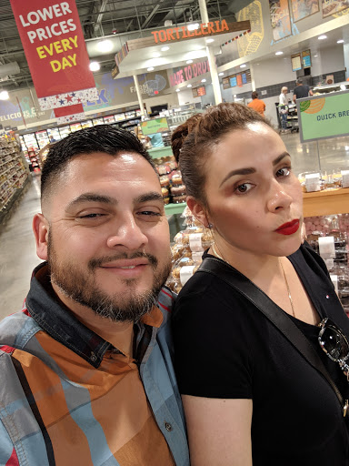 Supermarket «Save Mart Supermarkets», reviews and photos, 1337 E Pacheco Blvd, Los Banos, CA 93635, USA