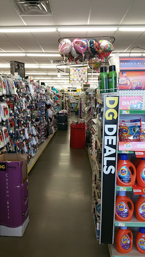 Discount Store «Dollar General», reviews and photos, 2121 S Santa Fe Ave, Moore, OK 73170, USA