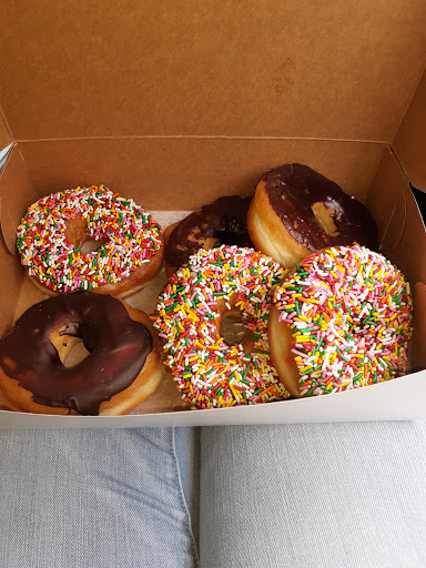 Donut Shop «Supreme Coffee & Donuts», reviews and photos, 741 Crescent St, Brockton, MA 02302, USA