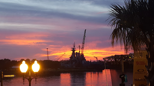 Park «Riverfront Park», reviews and photos, 5 N Water St, Wilmington, NC 28401, USA