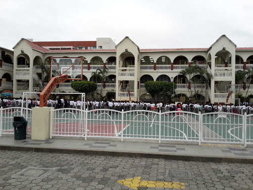 Escuelas tiempo Guayaquil