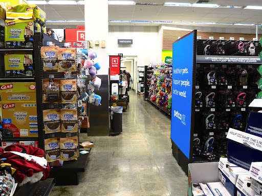 Pet Supply Store «Petco Animal Supplies», reviews and photos, 420 El Cerrito Plaza, El Cerrito, CA 94530, USA