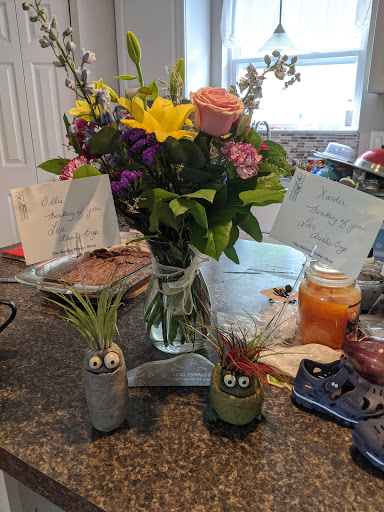 Florist «Malone’s Flower Shop», reviews and photos, 17 W Pike St, Canonsburg, PA 15317, USA