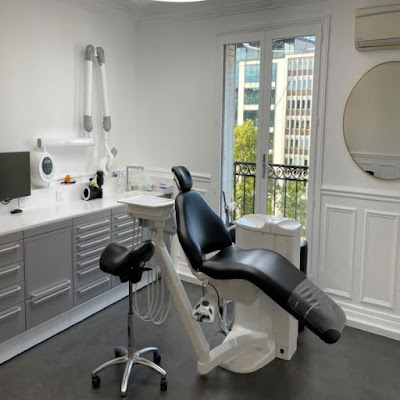 Dr. Jérémy Abitbol, Chirurgien Dentiste à Neuilly-sur-Seine