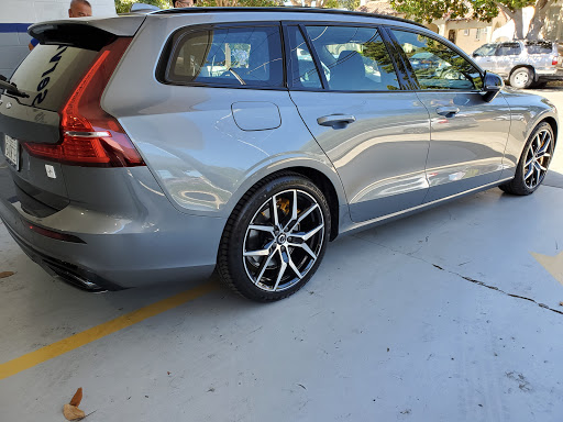 Car Dealer «Volvo of Burlingame», reviews and photos, 900 Peninsula Ave, Burlingame, CA 94010, USA